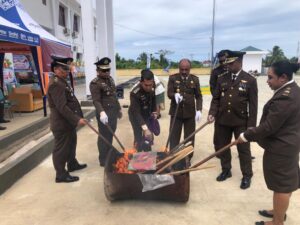 Read more about the article Pemusnahan Barang Bukti Tindak Pidana Umum Periode Januari s/d Juni 2023