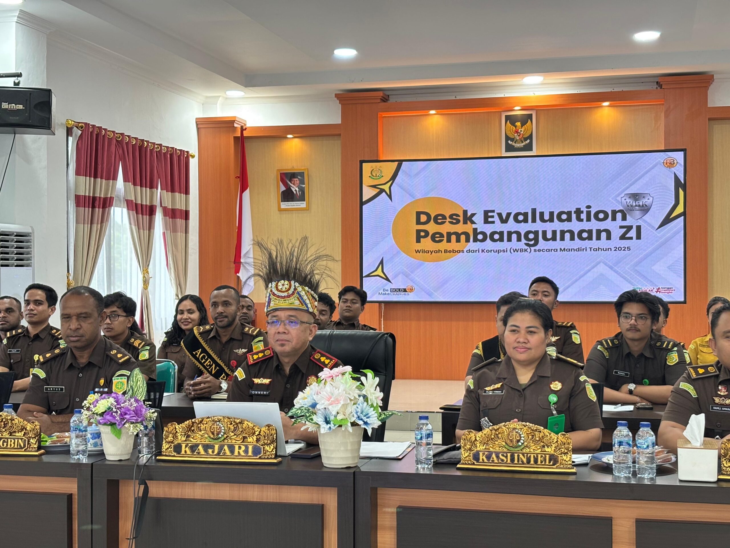 Read more about the article Kejaksaan Negeri Kaimana mengikuti Desk Evaluation Pembangunan Zona Integritas Wilayah Bebas dari Korupsi (WBK) secara Mandiri Tahun 2025