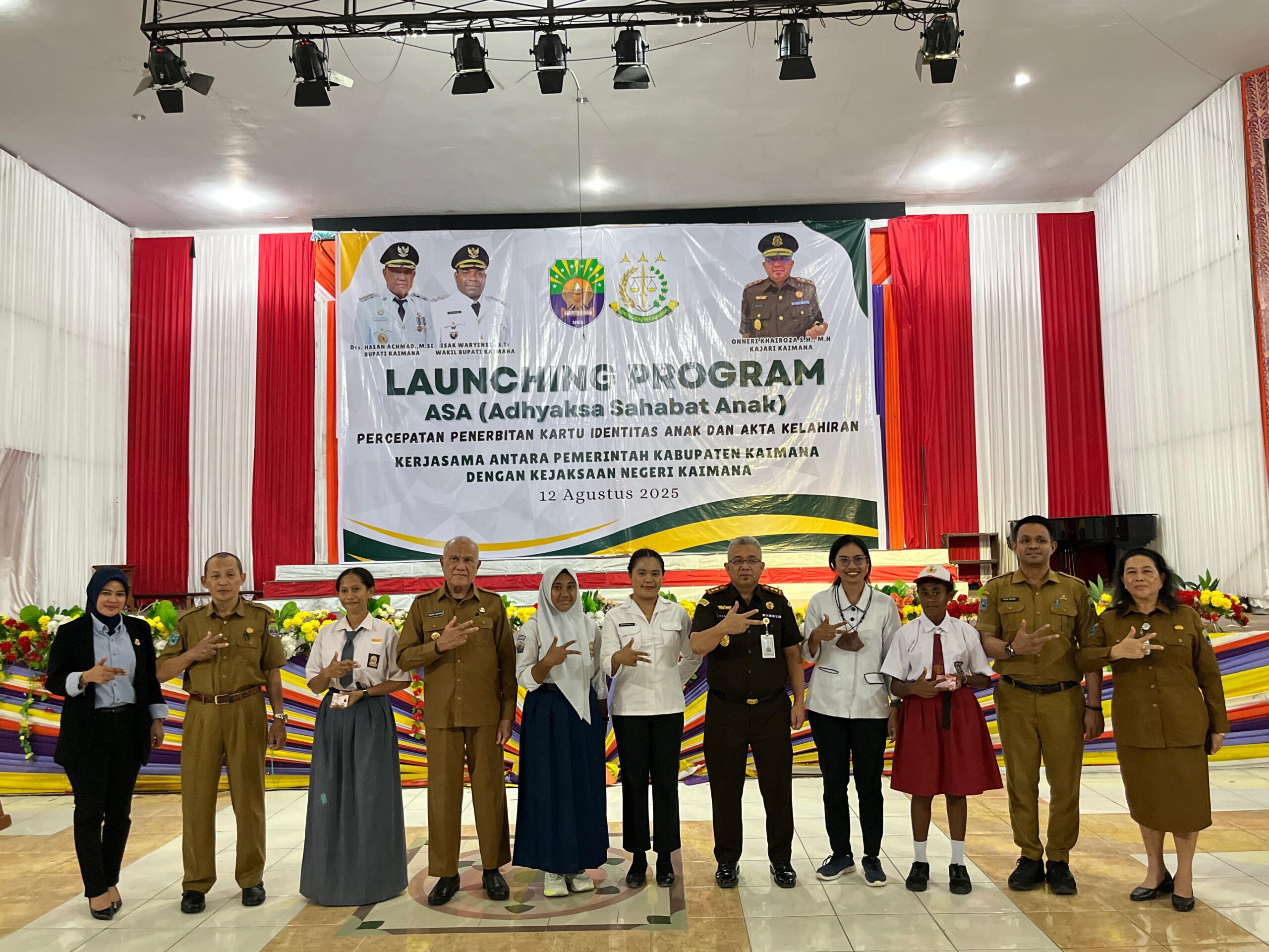 Read more about the article Launching Program ASA (Adhyaksa Sahabat Anak) Percepatan Penerbitan Kartu Identitas Anak (KIA) dan Akta Kelahiran Kerjasama Antara Pemerintah Daerah Kaimana dan Kejaksaan Negeri Kaimana.